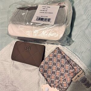 Tory Burch Willa Matte Quilted crossbody set! NWT!